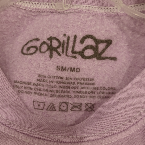Official Gorillaz Oversized Cropped Short Sleeve Sweater by Urban Outfitters - Picture 2 of 3
